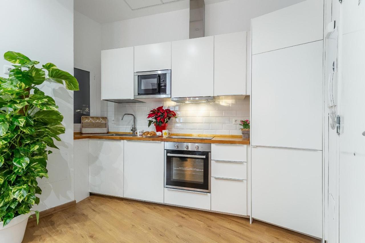 Larios Deluxe Studio Málaga Eksteriør bilde