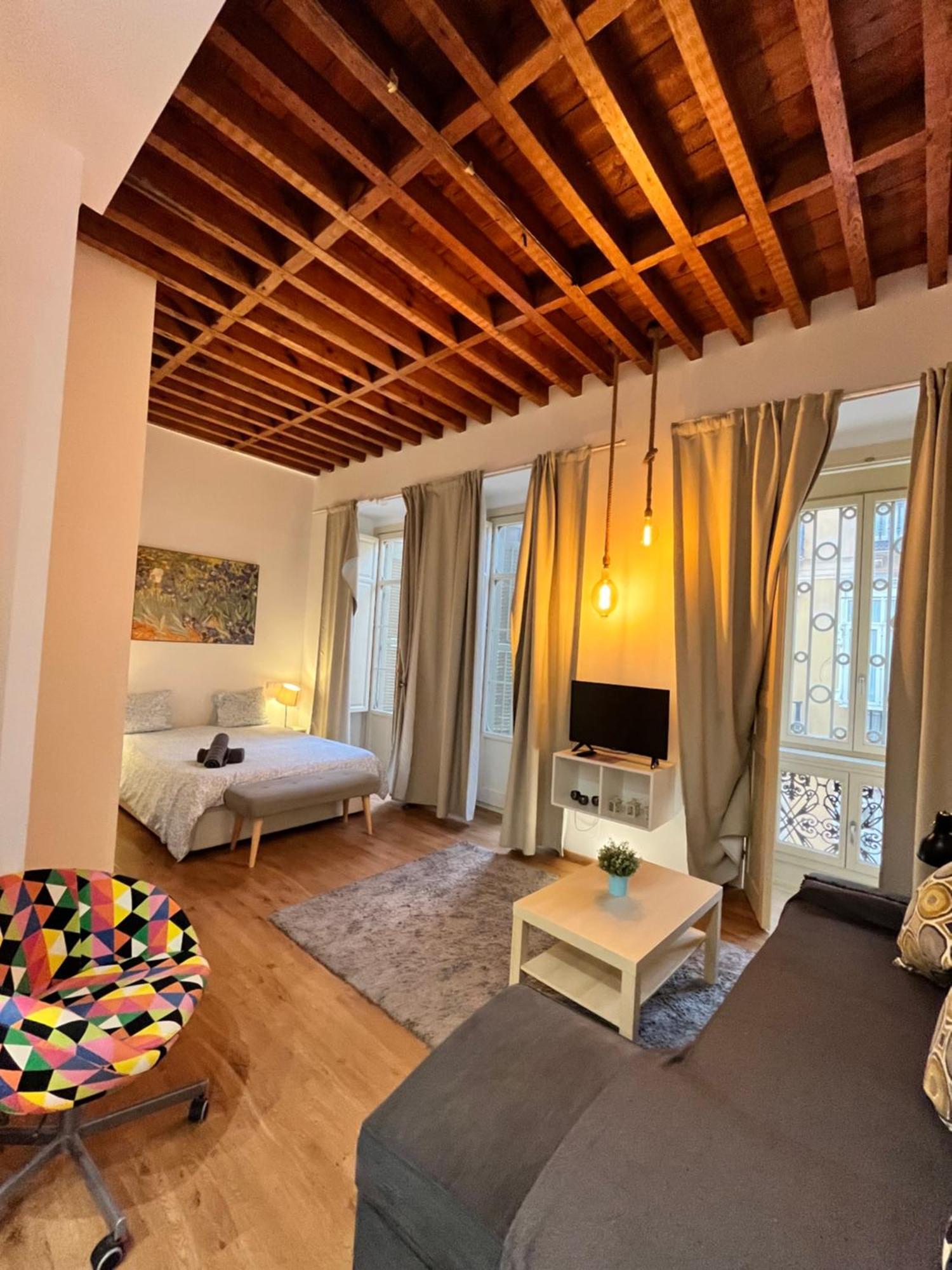 Larios Deluxe Studio Málaga Eksteriør bilde